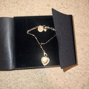 Elegant Gold Heart Charm necklace
